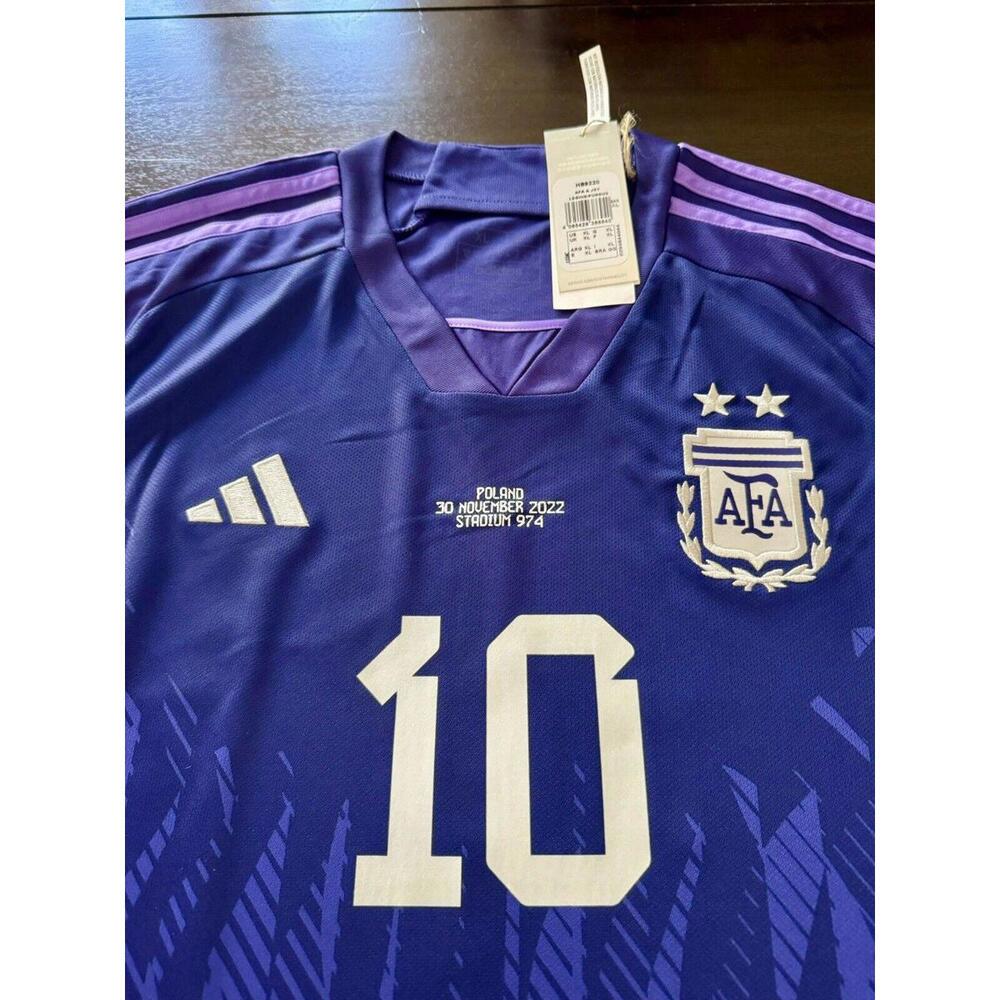 Authentic Adidas Argentina Away Jersey Lionel Messi #10 XL Qatar 2022  HB9220 - Picture 3 of 8